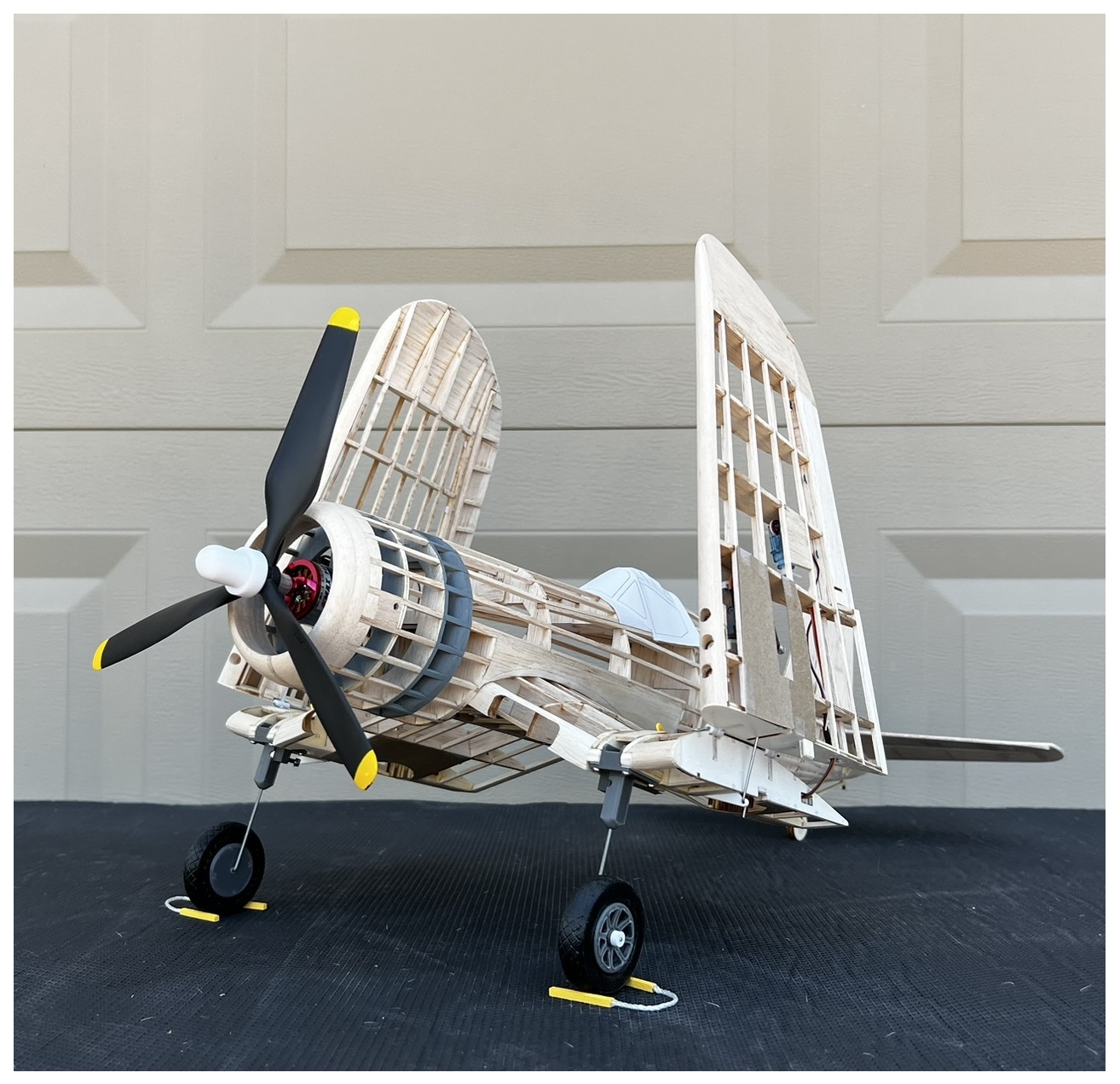 Build the F4U-1A Corsair Park Flyer | Model Aviation